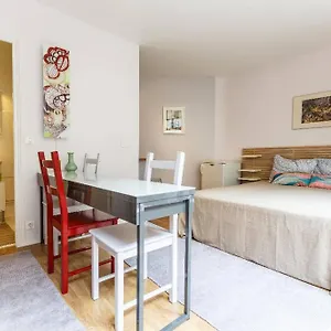 Studio @arc De Triomphe Apartment Paris